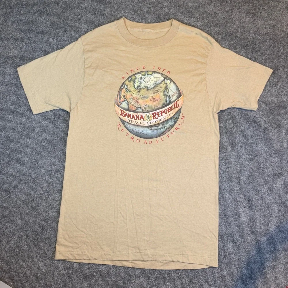 Vintage 80's Banana Republic Globe Graphic T-Shirt Tan Single Stitch Mens M